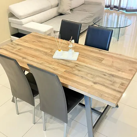 1 Palm Penthouse - Seaview Apartamento St. Paul's Bay