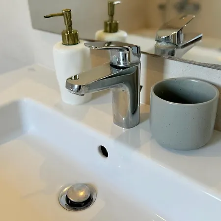 1 Palm Penthouse - Seaview 아파트 세인트폴스베이