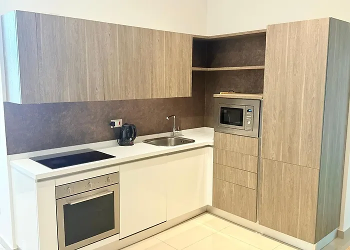 1 Palm Penthouse - Seaview *